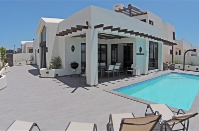 holiday villa to rent in playa blanca lanzarote