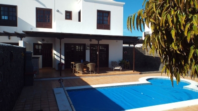 villa with wifi internet in playa blanca