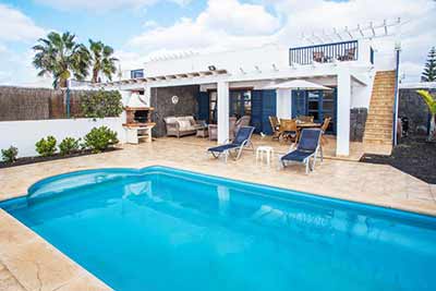 villa with sea view in corralejo